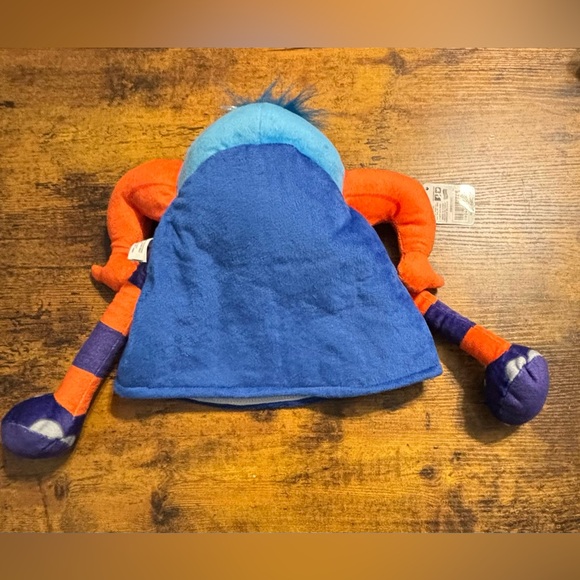 Almar Stadium Buddy Hat Plush Blue Monster Stuffed Toy - Picture 2 of 2
